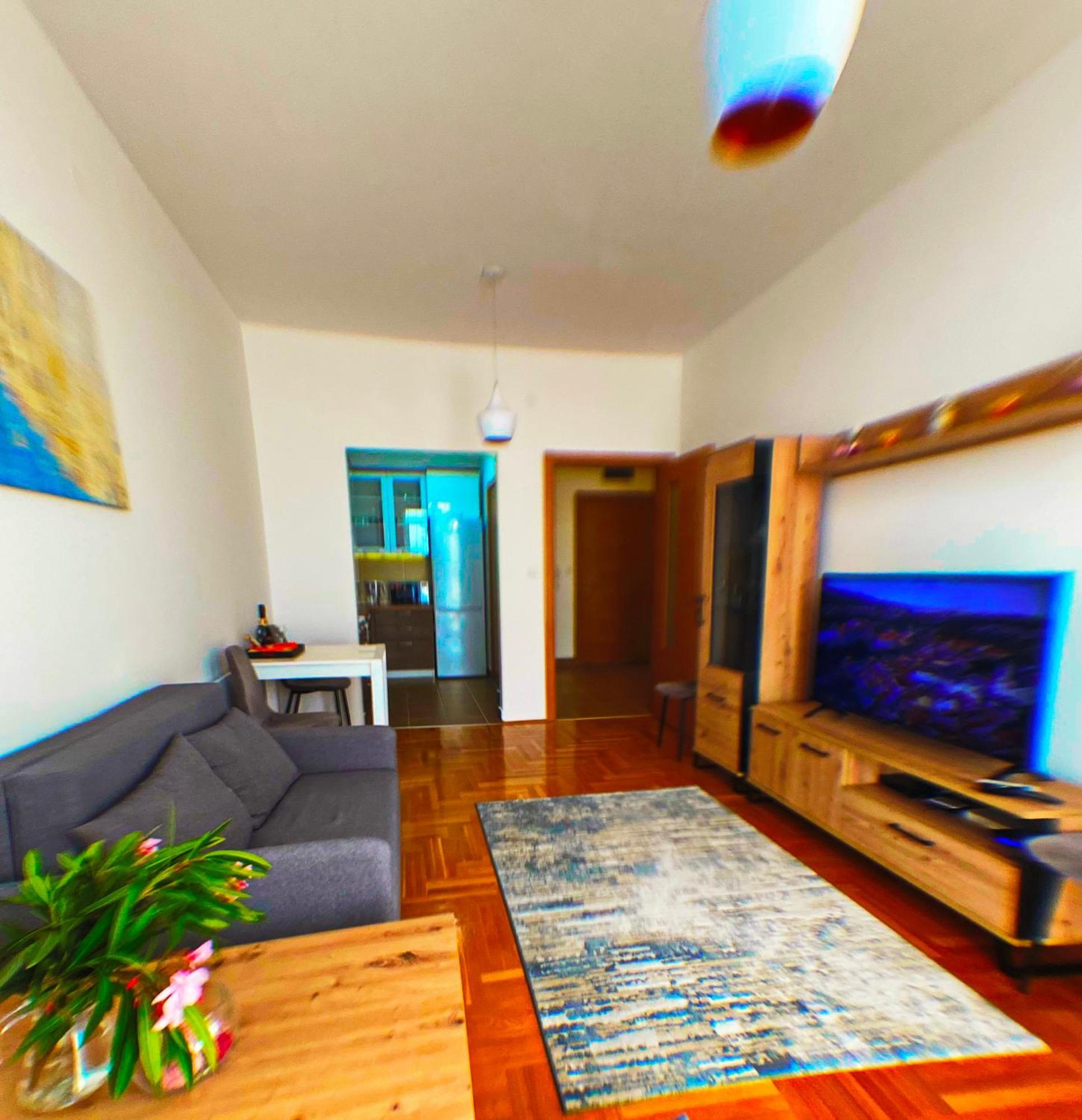 Apartment Sova ティヴァト エクステリア 写真