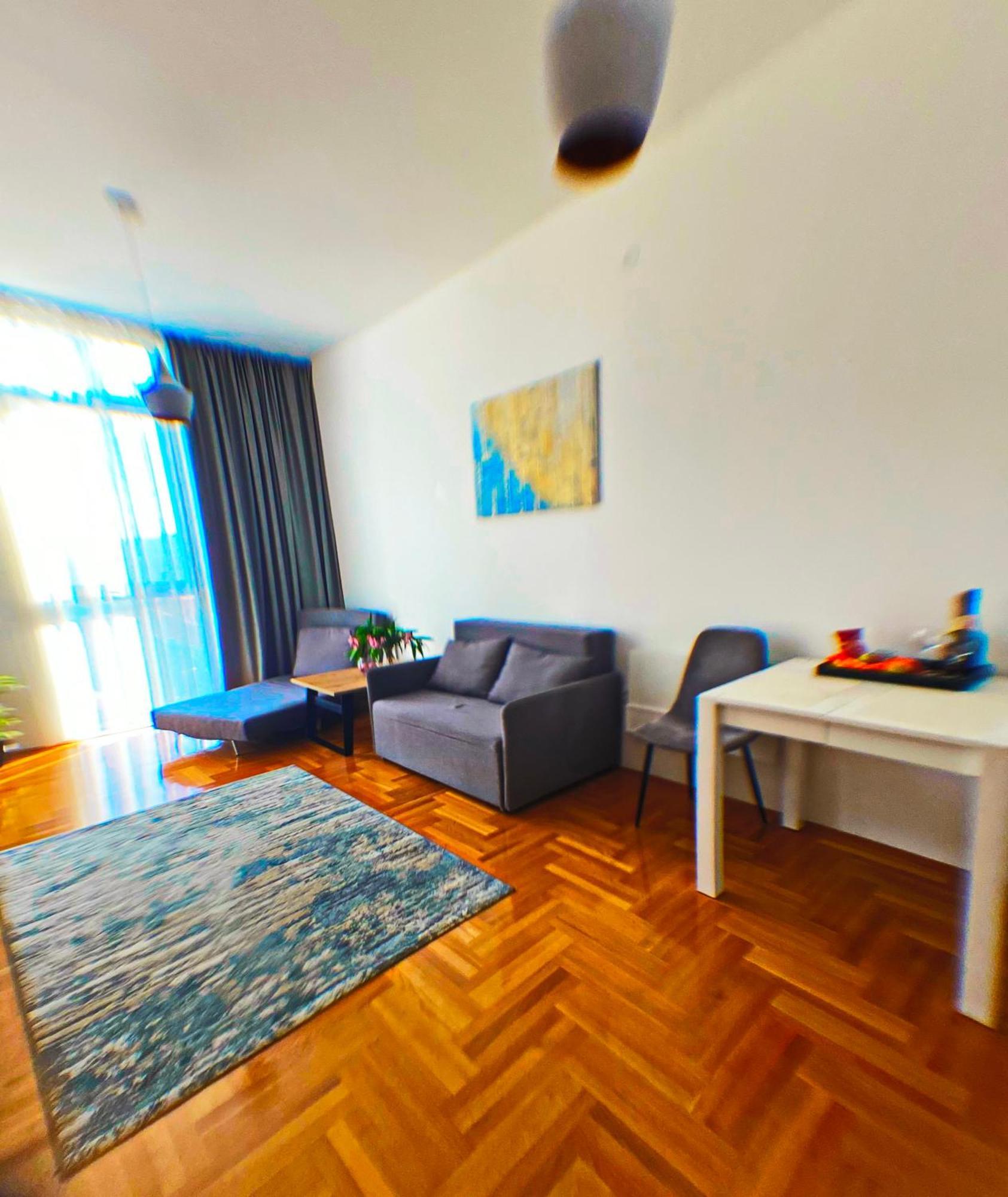 Apartment Sova ティヴァト エクステリア 写真